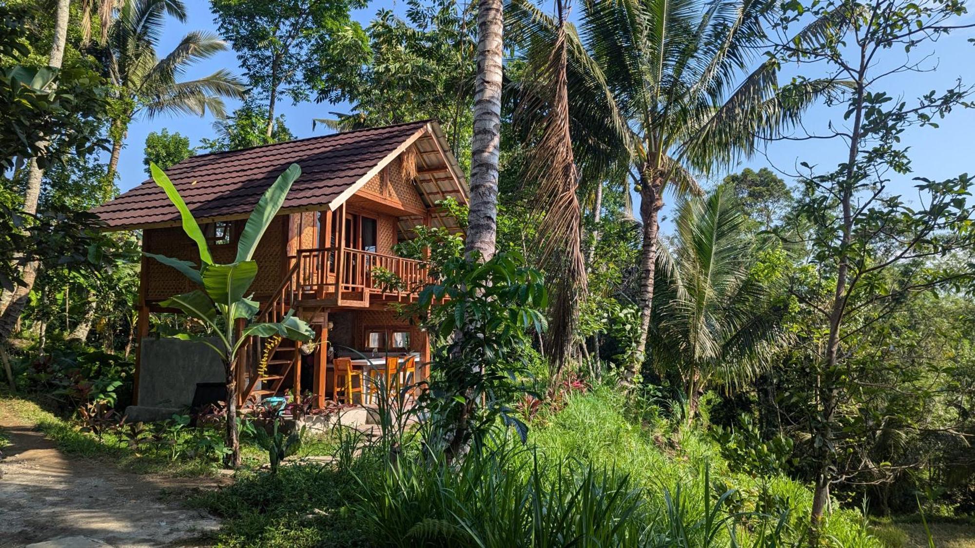 Villa Luna Tetebatu Exterior photo